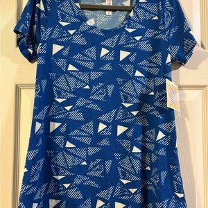 LuLaRoe Blue and White Geometric Short Sleeve Top